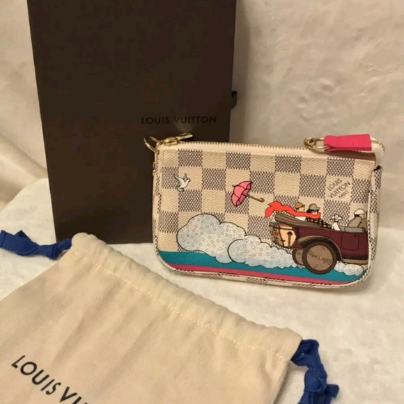 Louis Vuitton Accessories - Louis vuitton